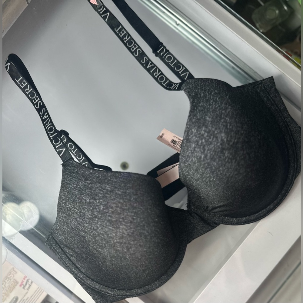 Victoria's Secret Charcoal T-Shirt Lightly Lined Demi Bra 32DD NWT